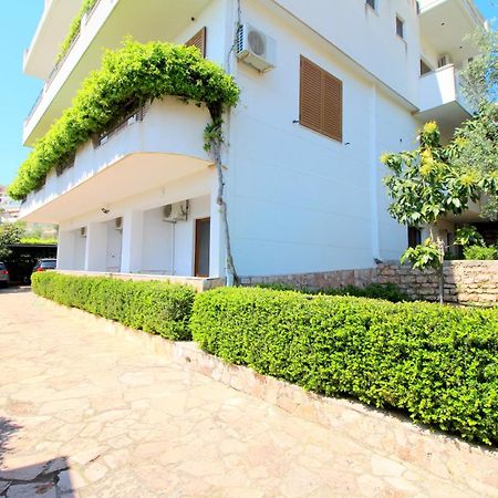 Garden Home Sarandë Exterior foto